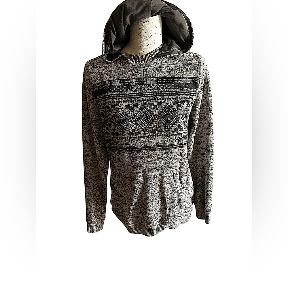 AMPLIFY UNISEX CASUAL HOODIE PULLOVER LONG SLEEVE SZ L(14-16)